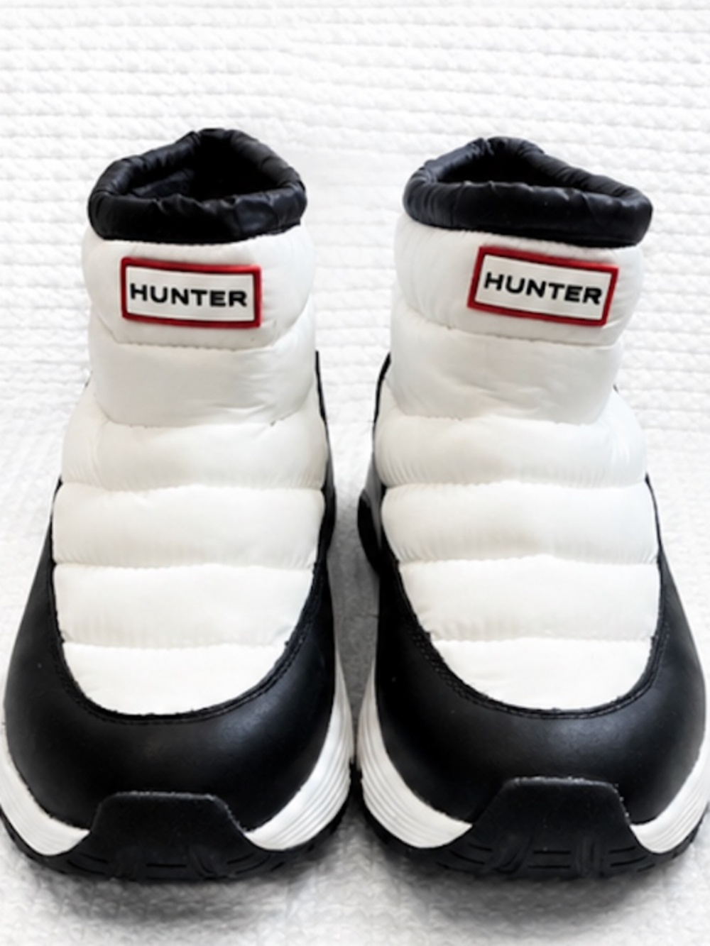 Hunter Anne Waterproof Snow Boots Women's 9 White Black Quilted NEW